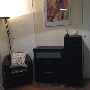 Dans Le Marais Apartment Paris